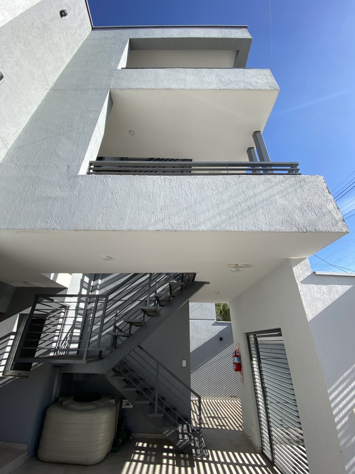 DEPARTAMENTO EN ALQUILER EN GODOY CRUZ