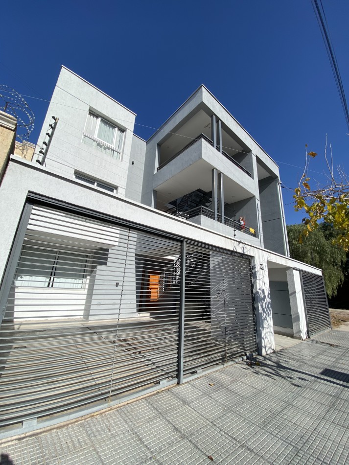DEPARTAMENTO EN ALQUILER EN GODOY CRUZ