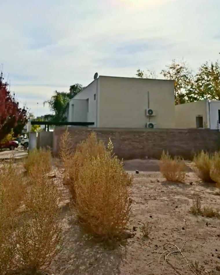 LOTE EN VENTA EN BARRIO DE JARDINES DE KARAKORUM