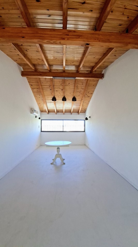 CASA EN VENTA EN BARRIO RAIZ I- LAS HERAS-