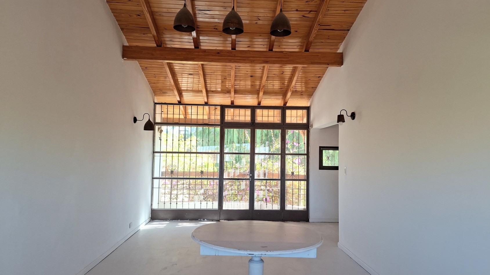 CASA EN VENTA EN BARRIO RAIZ I- LAS HERAS-