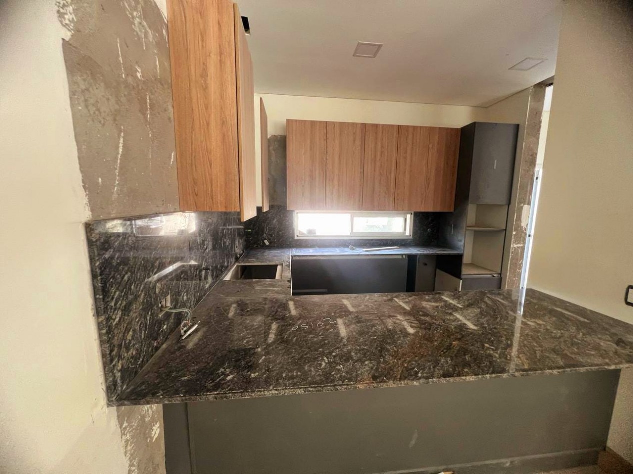 DUPLEX A ESTRENAR EN BARRIO MENDOZA NORTE