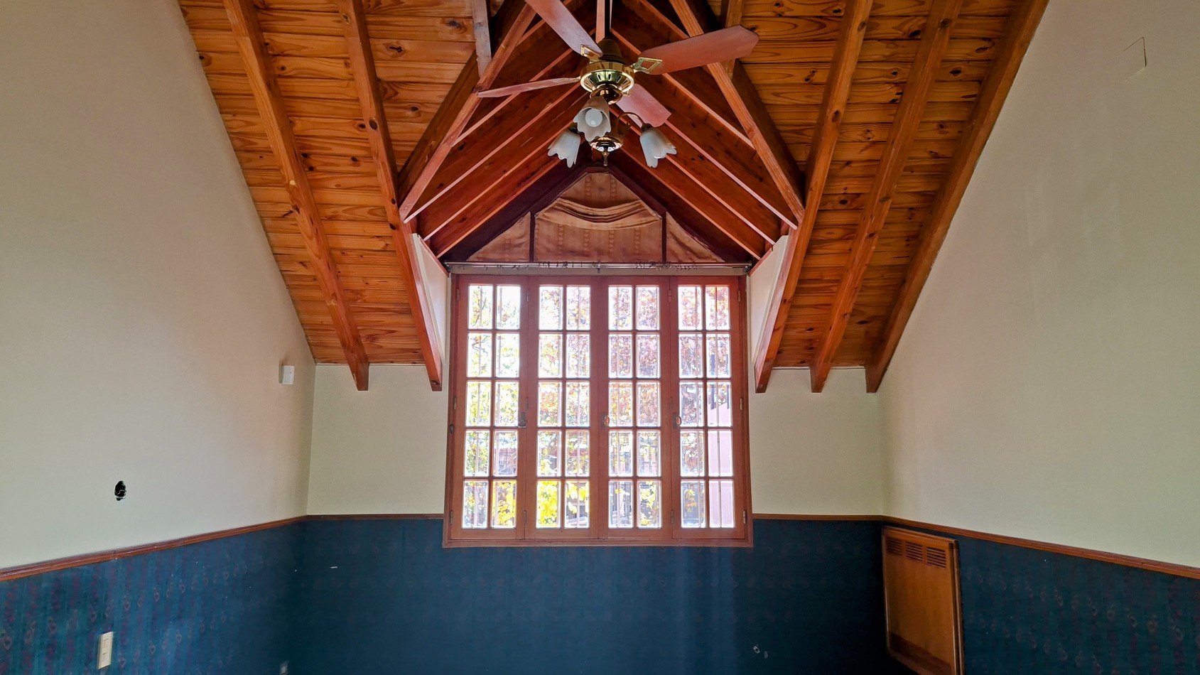 EXCELENTE CASA A LA VENTA EN LA SEXTA SECCION DE MENDOZA