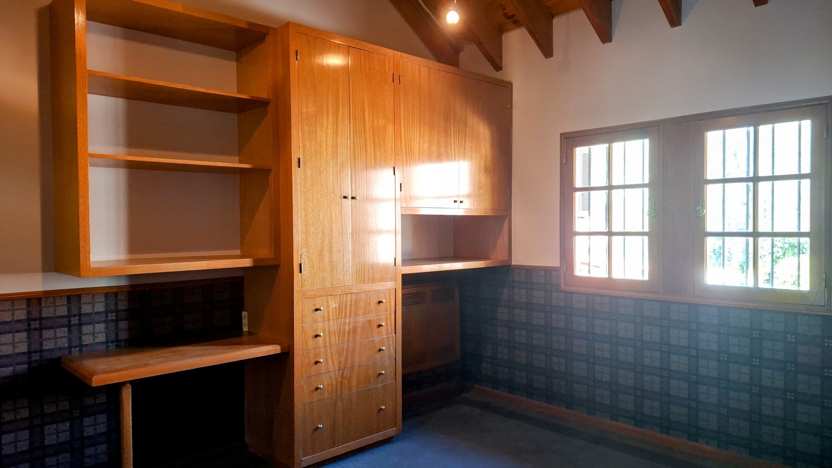 EXCELENTE CASA A LA VENTA EN LA SEXTA SECCION DE MENDOZA