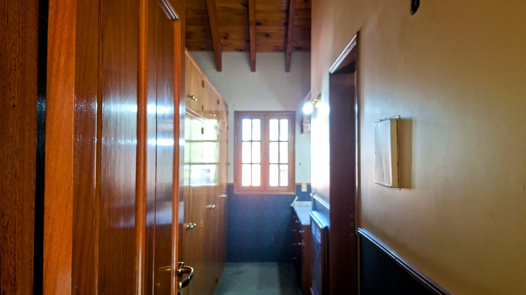 EXCELENTE CASA A LA VENTA EN LA SEXTA SECCION DE MENDOZA