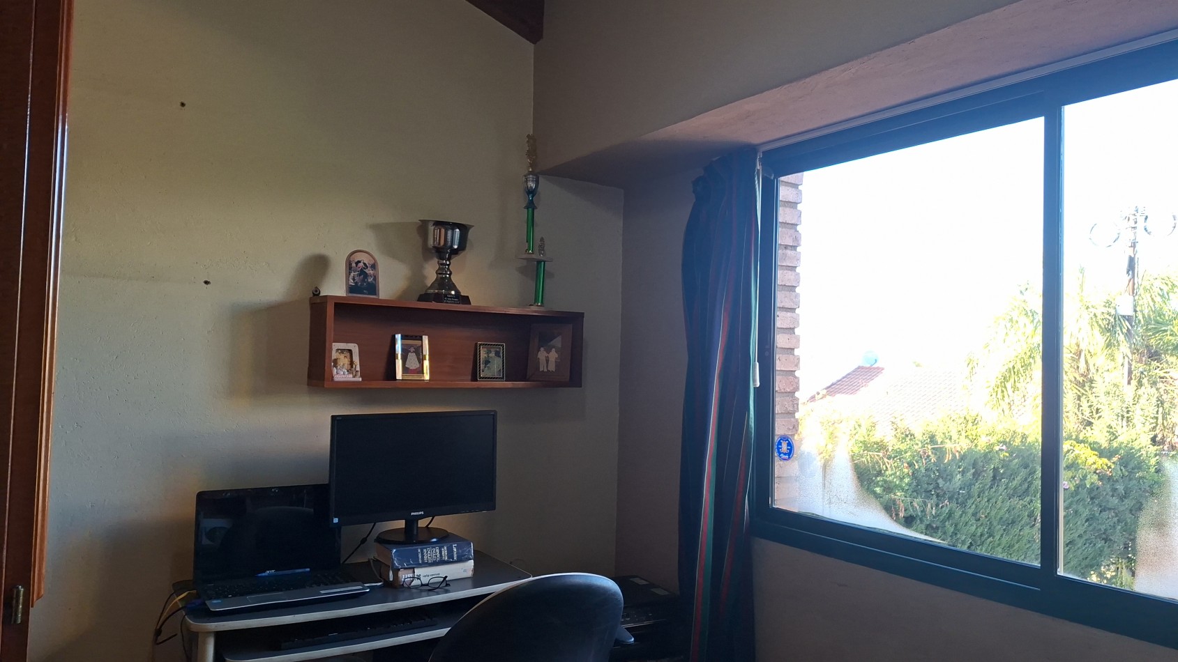HERMOSA CASA EN VENTA EN BARRIO DALVIAN