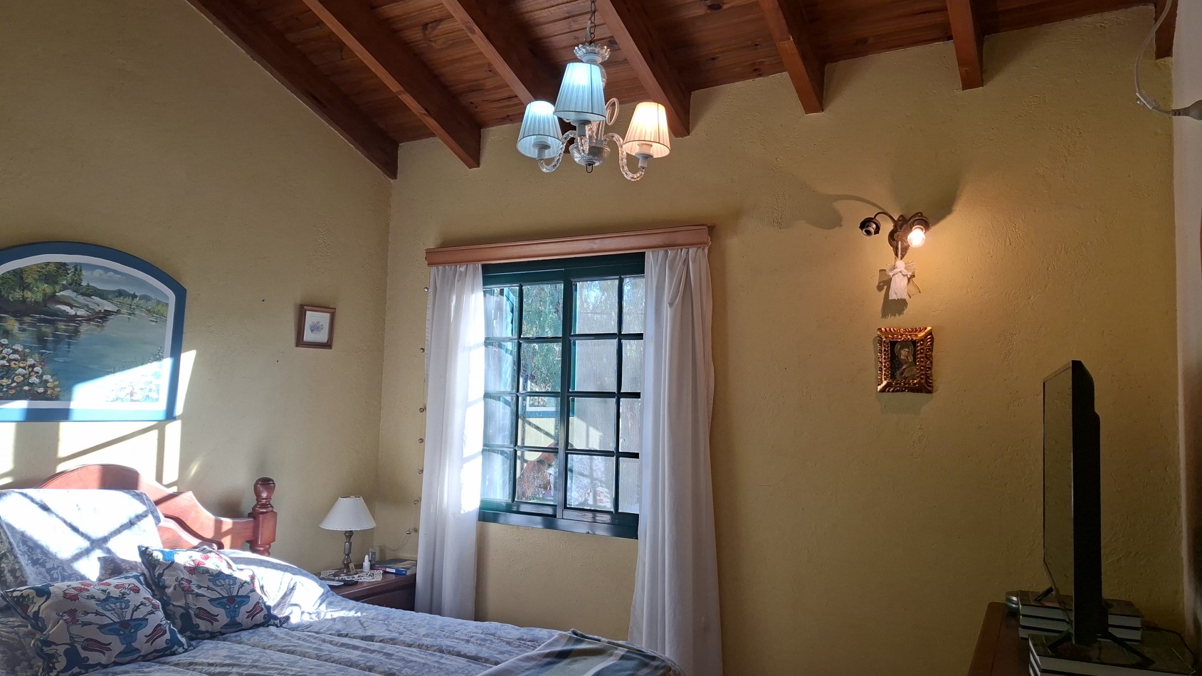 HERMOSA CASA EN VENTA EN BARRIO DALVIAN