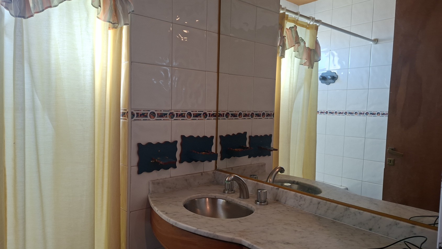 HERMOSA CASA EN VENTA EN BARRIO DALVIAN