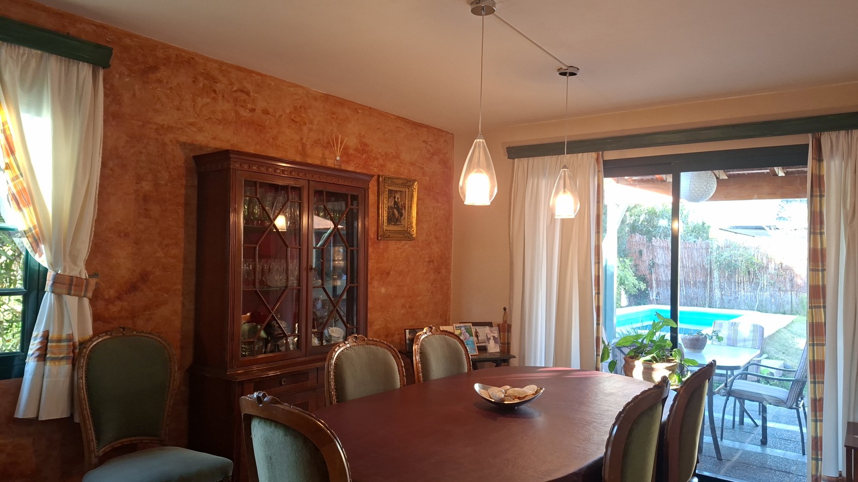 HERMOSA CASA EN VENTA EN BARRIO DALVIAN