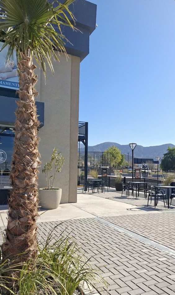 LOTE EN VENTA EN EL BARRIO LA BASTILLA