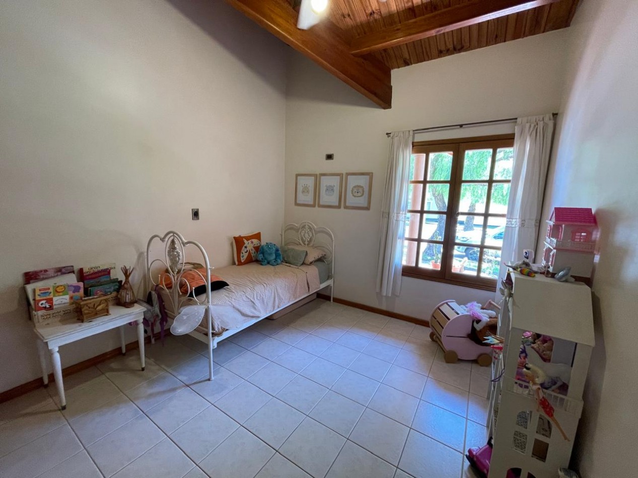 CASA EN ALQUILER EN BARRIO PRIVADO DALVIAN