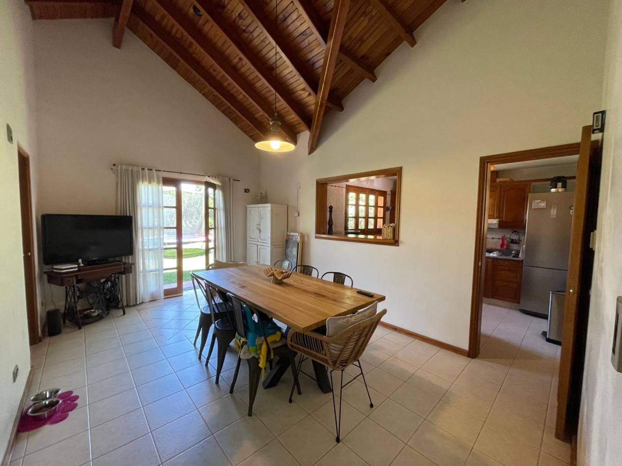 CASA EN ALQUILER EN BARRIO PRIVADO DALVIAN