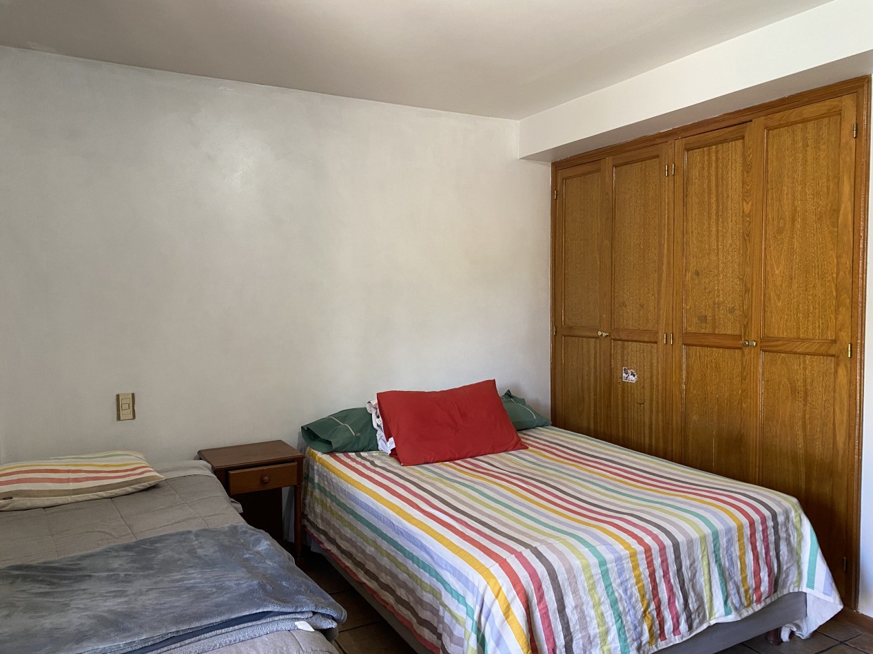 AMPLIA CASA EN VENTA EN BARRIO "ALTO CHACRAS", CHACRAS DE CORIA 