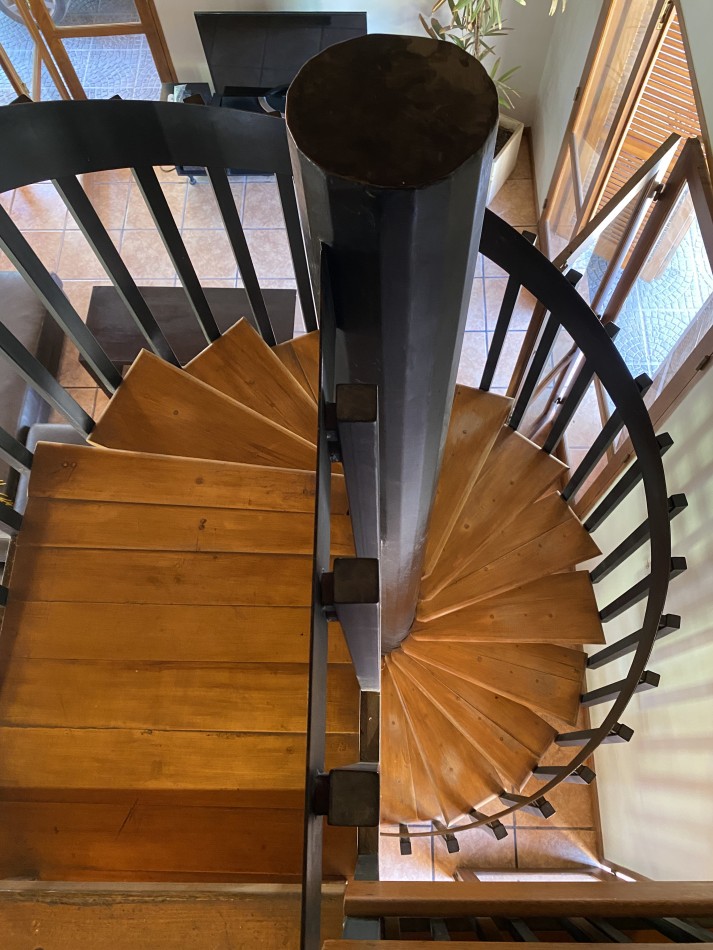 AMPLIA CASA EN VENTA EN BARRIO "ALTO CHACRAS", CHACRAS DE CORIA 