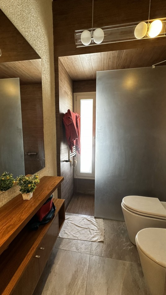 IMPECABLE CASA EN VENTA EN BARRIO PRIVADO DALVIAN