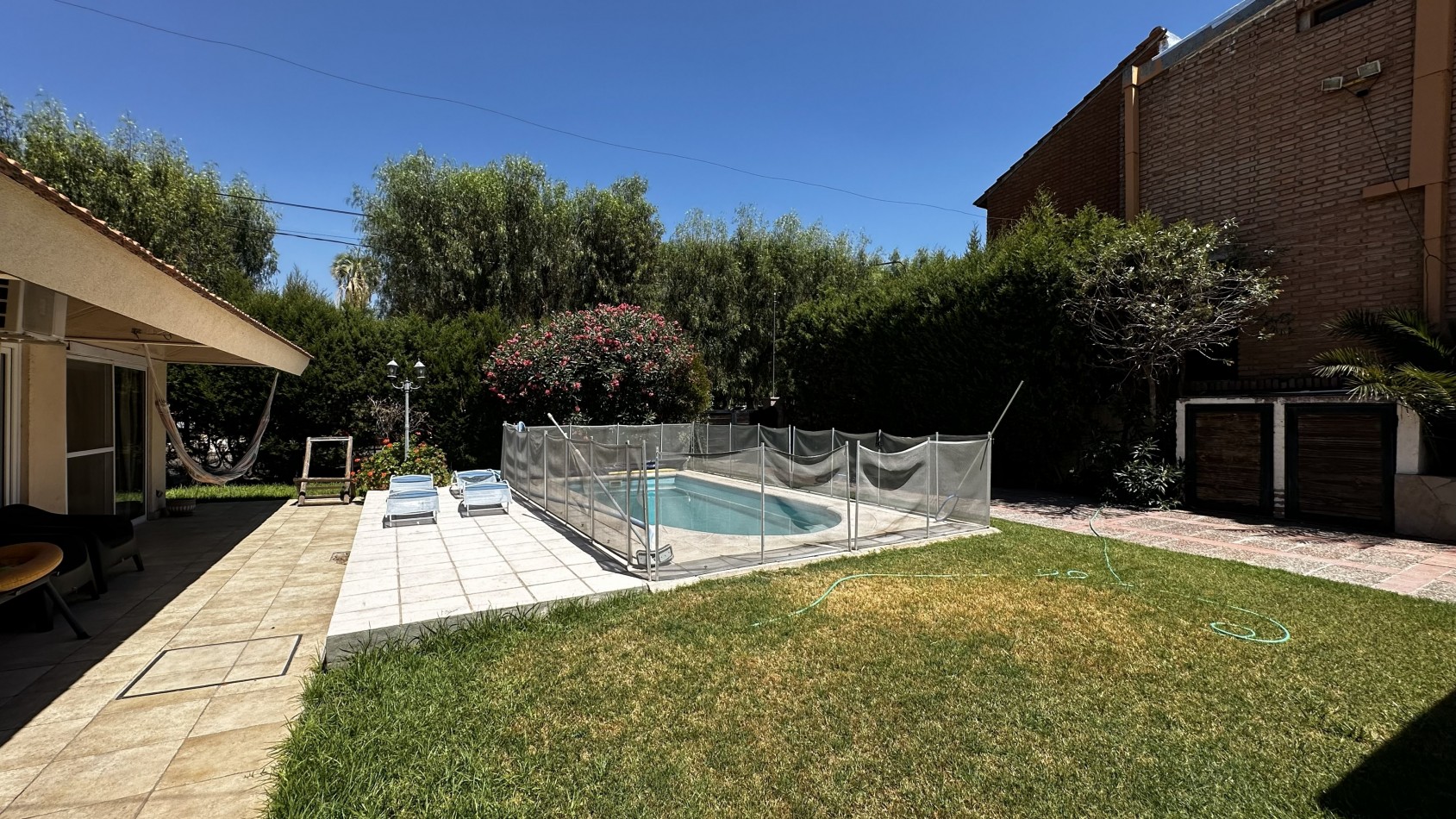 IMPECABLE CASA EN VENTA EN BARRIO PRIVADO DALVIAN