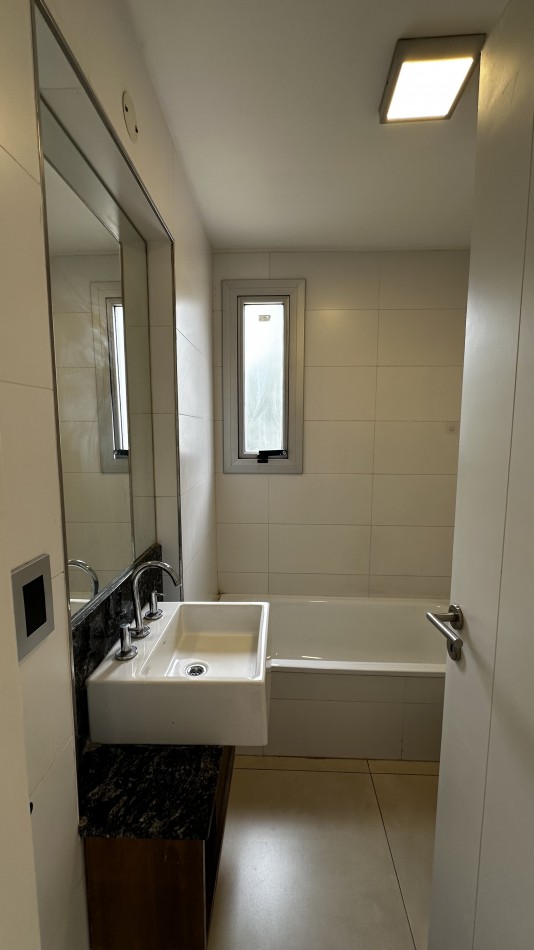 LUMINOSO DEPARTAMENTO EN VENTA | CUARTA OESTE - CIUDAD DE MENDOZA