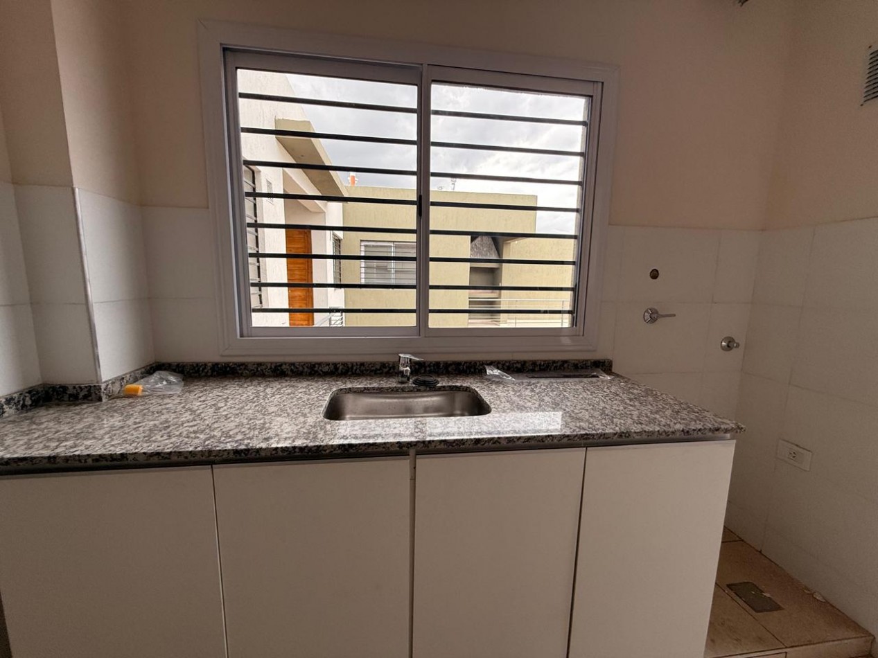 DEPARTAMENTO A ESTRENAR EN ALQUILER EN GUAYMALLEN 