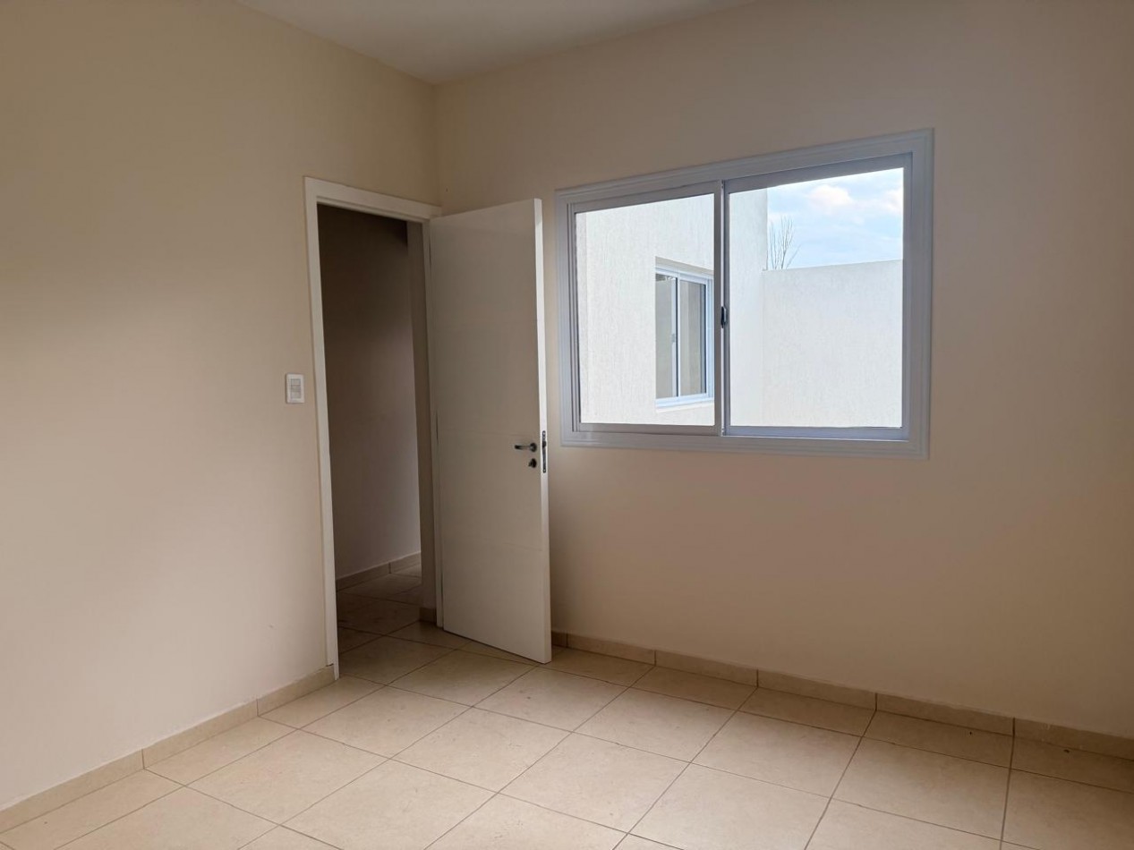 DEPARTAMENTO A ESTRENAR EN ALQUILER EN GUAYMALLEN 