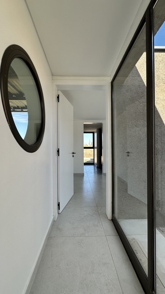 MODERNA CASA EN VENTA BARRIO GRAN BOEDO | LUJAN DE CUYO