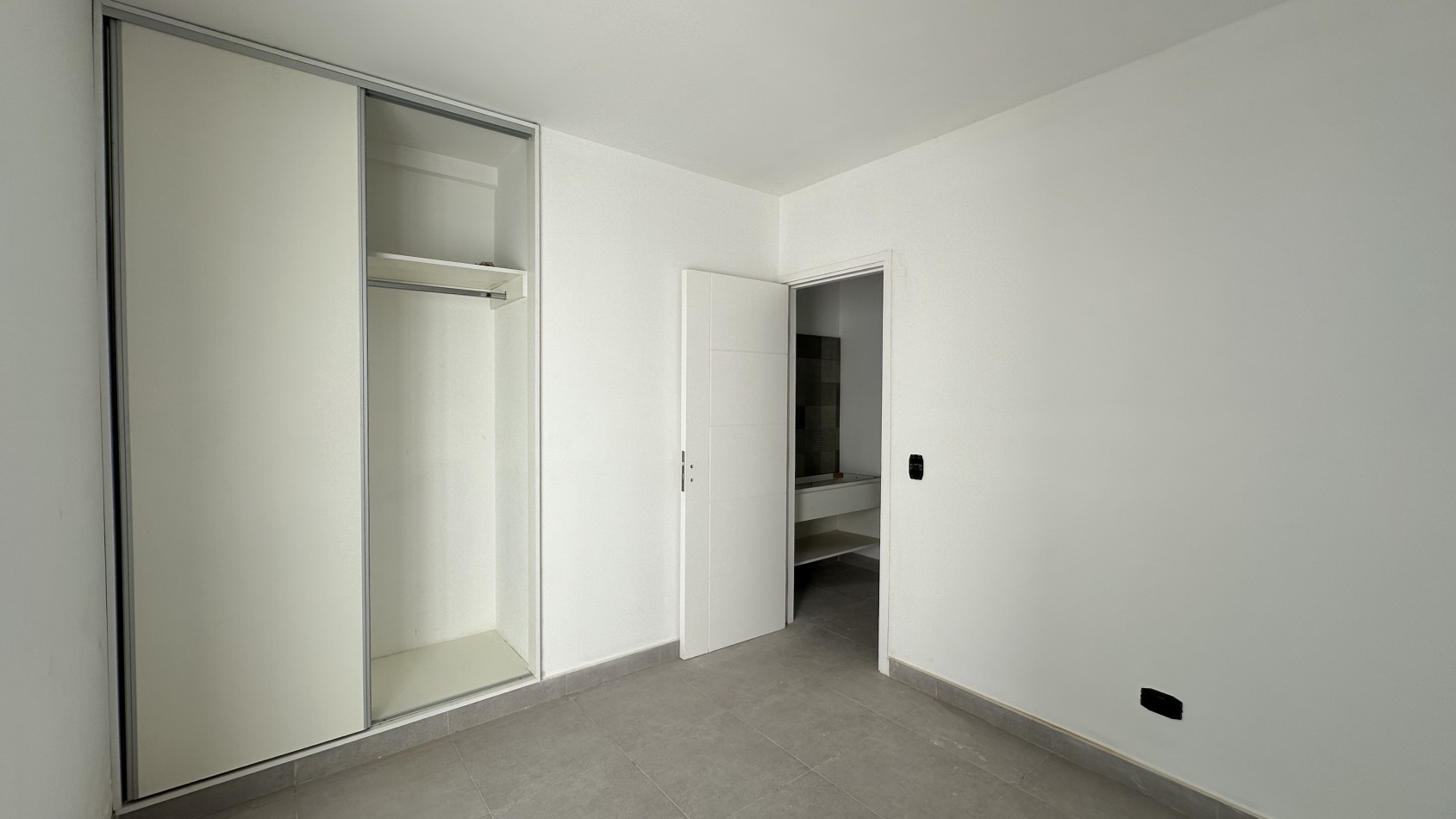 DEPARTAMENTO A ESTRENAR EN VENTA EN LA CUARTA SECCION DE MENDOZA 