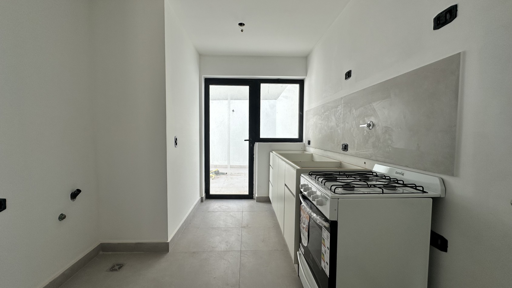 DEPARTAMENTO A ESTRENAR EN VENTA EN LA CUARTA SECCION DE MENDOZA 