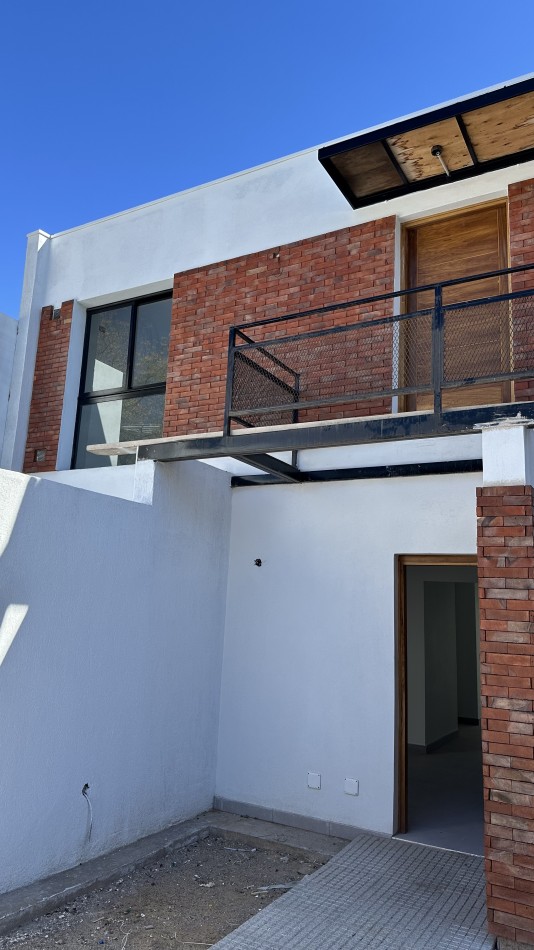 DEPARTAMENTO A ESTRENAR EN VENTA EN LA CUARTA SECCION DE MENDOZA 