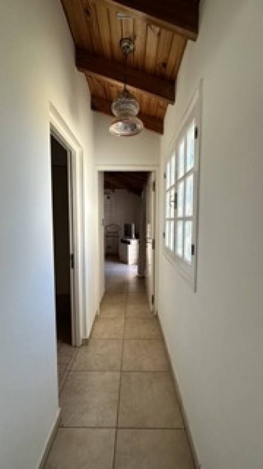 Hermosa casa en Dalvian con dormitorio en Planta Baja