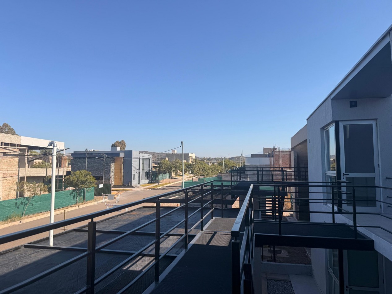 DEPARTAMENTO A ESTRENAR EN BARRIO PRIVADO LAS ACACIAS