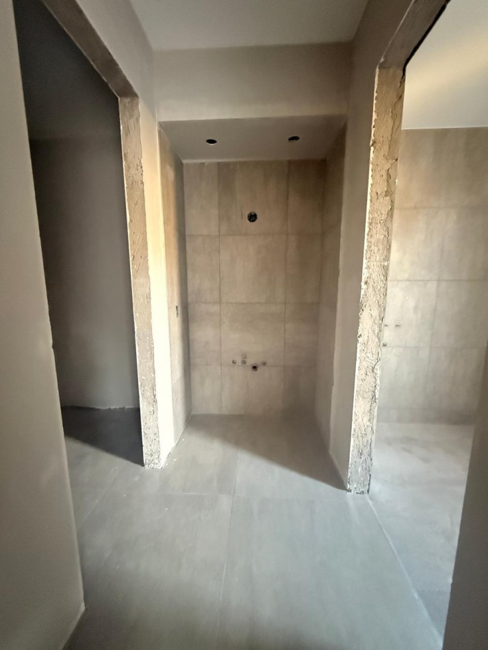 DESTACADA CASA A ESTRENAR EN VENTA EN BARRIO LAS ACACIAS