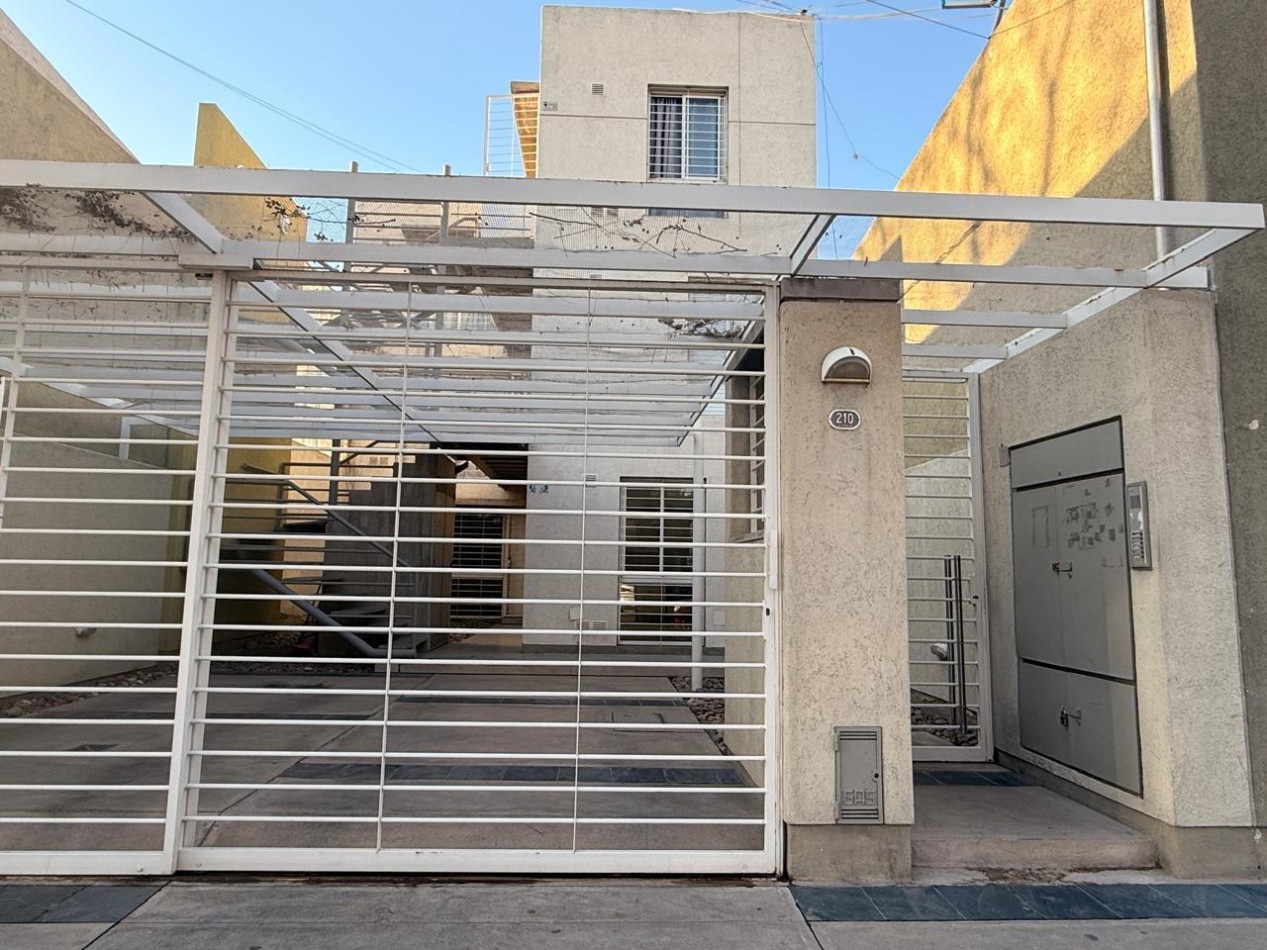 DEPARTAMENTO EN PLANTA BAJA EN GODOY CRUZ
