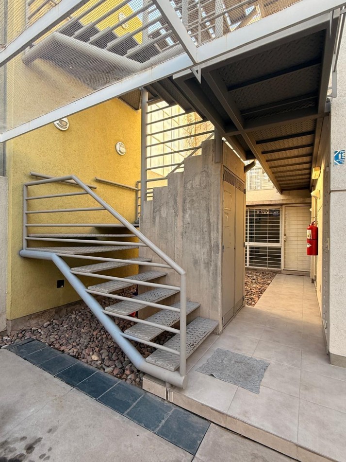 DEPARTAMENTO EN PLANTA BAJA EN GODOY CRUZ