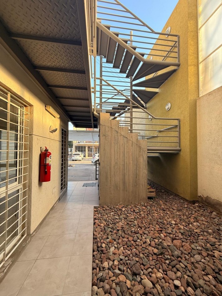 DEPARTAMENTO EN PLANTA BAJA EN GODOY CRUZ