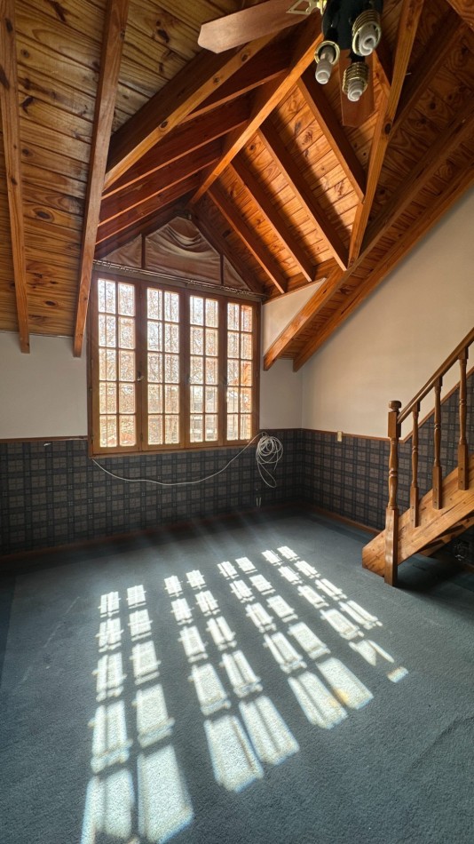 EXCELENTE CASA A LA VENTA EN LA SEXTA SECCION DE MENDOZA
