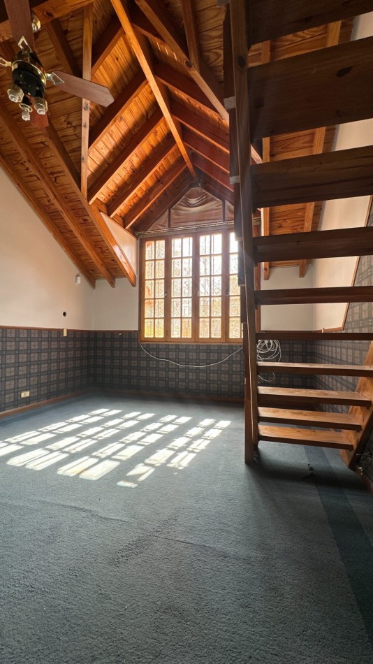 EXCELENTE CASA A LA VENTA EN LA SEXTA SECCION DE MENDOZA