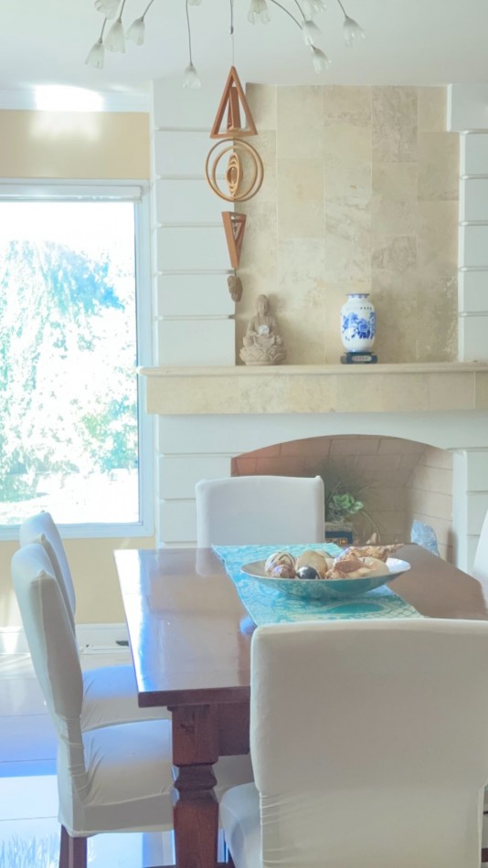 ESPECTACULAR CASA EN VENTA EN BARRIO DALVIAN