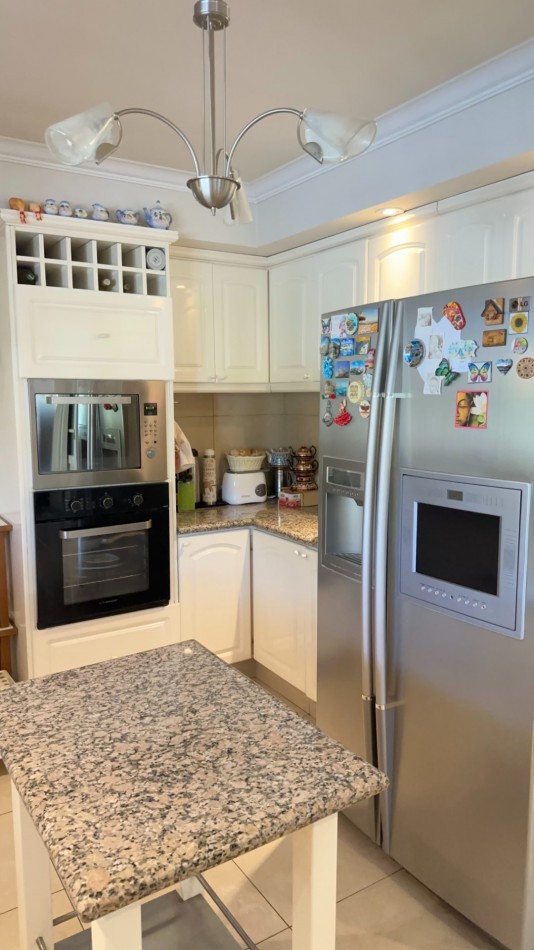 ESPECTACULAR CASA EN VENTA EN BARRIO DALVIAN