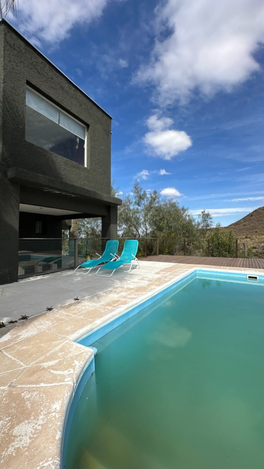 Gran casa en el pedemonte mendocino