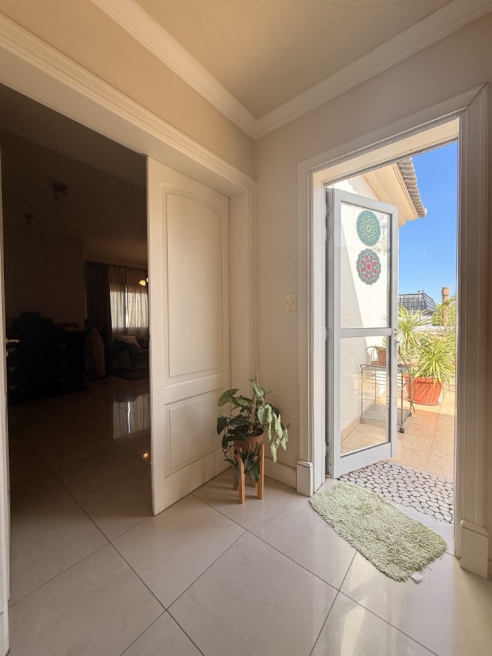 ESPECTACULAR CASA EN VENTA EN BARRIO DALVIAN